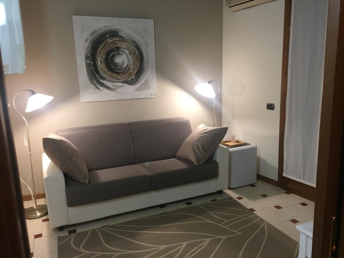 B&B Via Garibaldi 로니고 외부 사진
